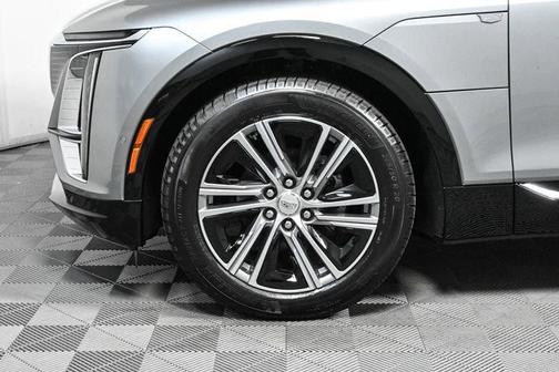 2025 Cadillac LYRIQ Luxury