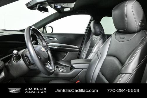 2024 Cadillac XT4 Premium Luxury
