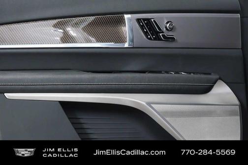 Vibrant White 2026 Cadillac VISTIQ Luxury