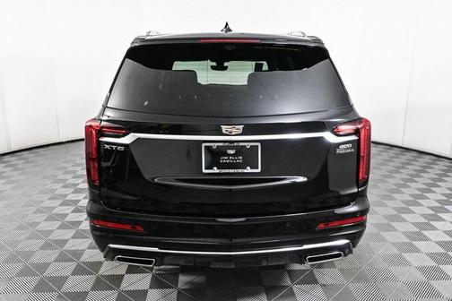 2025 Cadillac XT6 Premium Luxury FWD