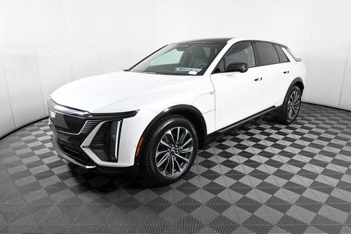 2025 Cadillac LYRIQ Sport