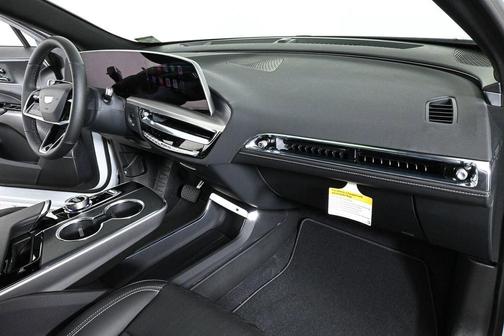 2025 Cadillac LYRIQ Sport