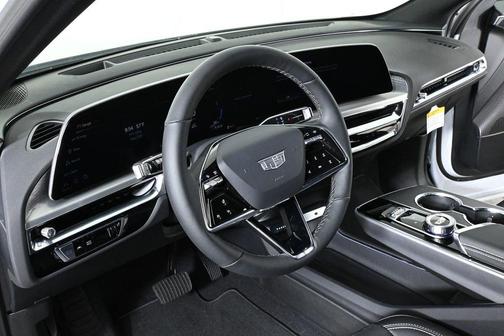 2025 Cadillac LYRIQ Sport