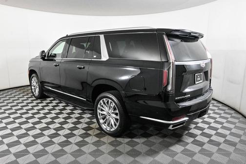 2023 Cadillac Escalade ESV Premium Luxury