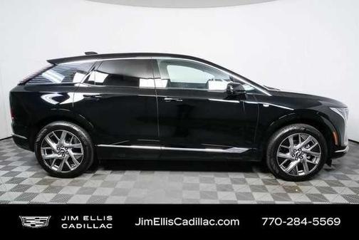 2025 Cadillac OPTIQ Luxury