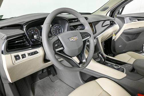 2025 Cadillac XT6 Premium Luxury FWD