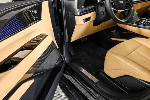2025 Cadillac Escalade IQ 2
