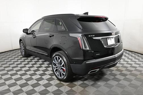 2025 Cadillac XT5 Sport