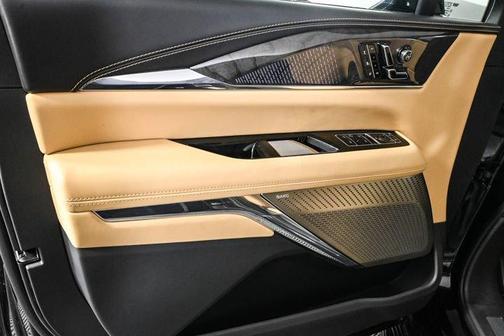 2025 Cadillac Escalade IQ 2