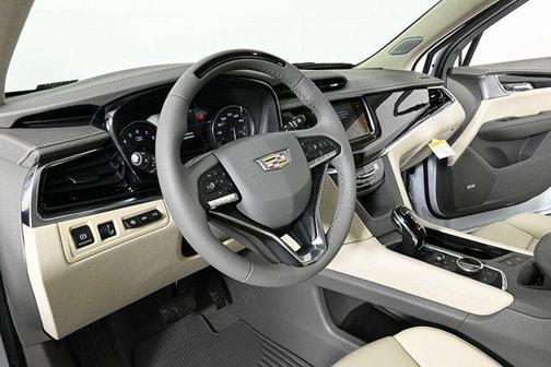 2025 Cadillac XT6 Premium Luxury FWD