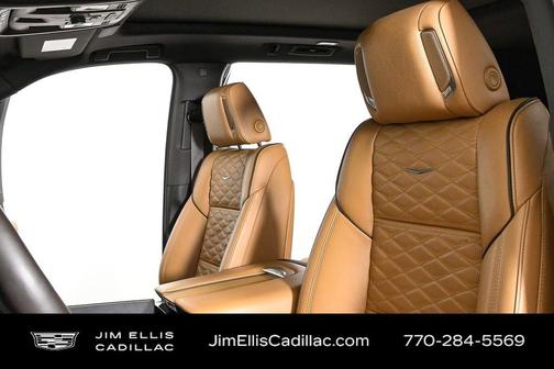 2022 Cadillac Escalade Premium Luxury