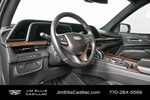 2022 Cadillac Escalade Luxury