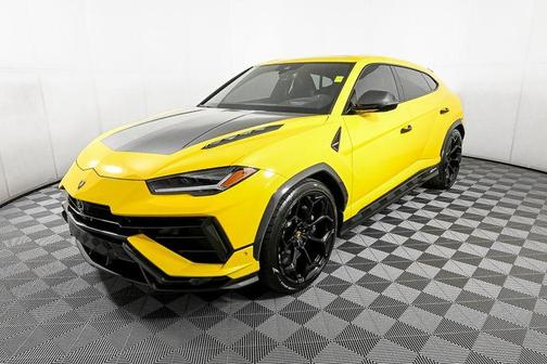 2023 Lamborghini Urus Performante