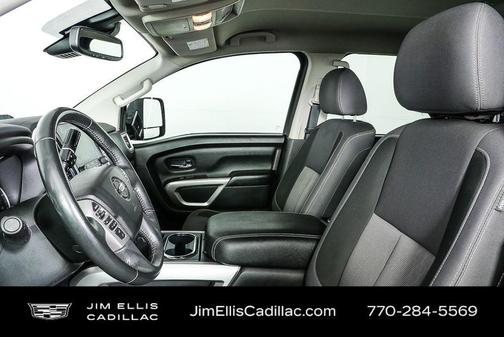 2020 Nissan Titan SV