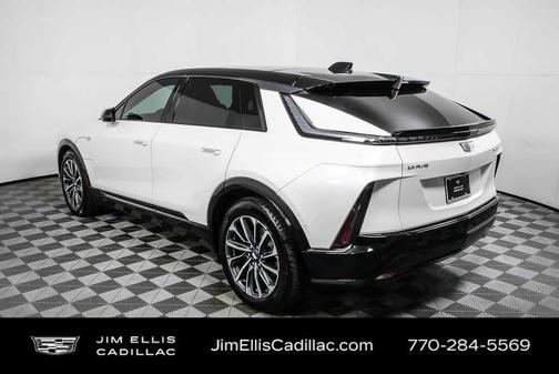 2024 Cadillac LYRIQ Sport