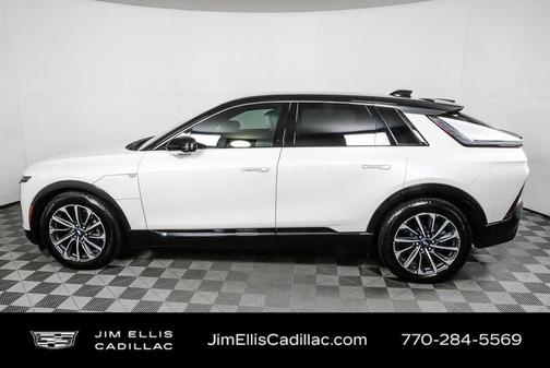 2024 Cadillac LYRIQ Sport