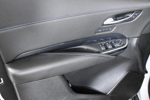 2025 Cadillac XT4 Sport