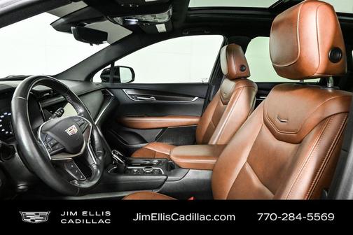 2022 Cadillac XT5 Premium Luxury