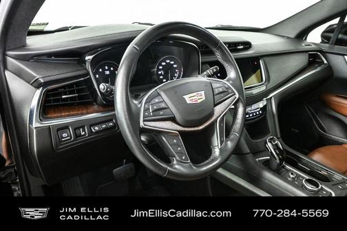 2022 Cadillac XT5 Premium Luxury