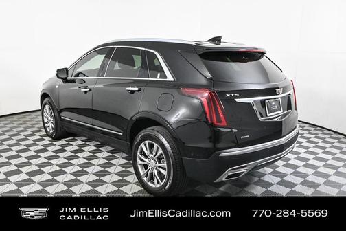 2022 Cadillac XT5 Premium Luxury