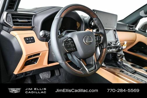 2025 Lexus LX 600 Luxury