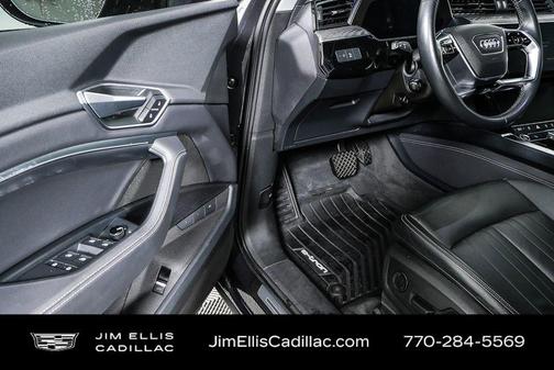 2021 Audi e-tron Premium