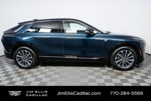 2024 Cadillac LYRIQ Sport