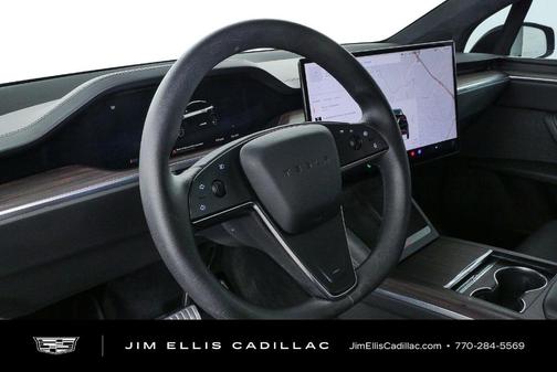2025 Tesla Model X Base