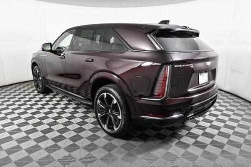 2025 Cadillac Escalade IQ 2
