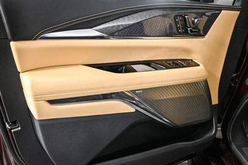 2025 Cadillac Escalade IQ 2
