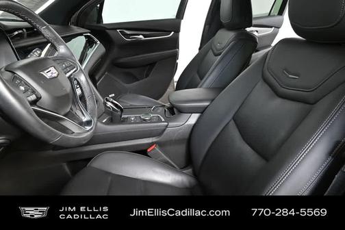 2022 Cadillac XT6 Premium Luxury FWD