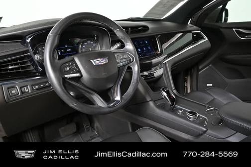 2022 Cadillac XT6 Premium Luxury FWD