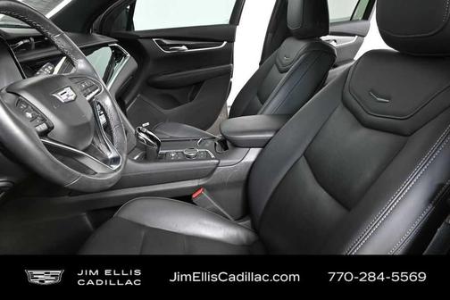 2022 Cadillac XT6 Premium Luxury FWD