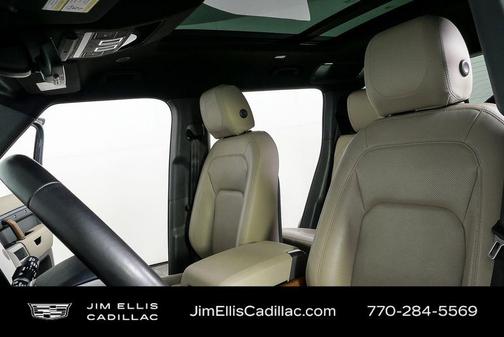 2023 Land Rover Defender 110 SE