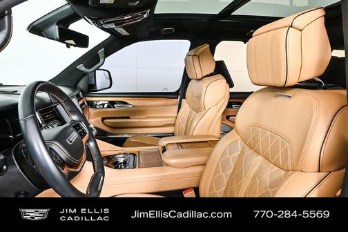 2022 Jeep Grand Wagoneer Series III