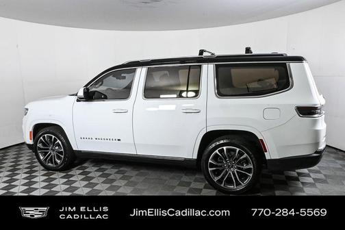 2022 Jeep Grand Wagoneer Series III