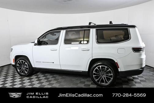 2022 Jeep Grand Wagoneer Series III