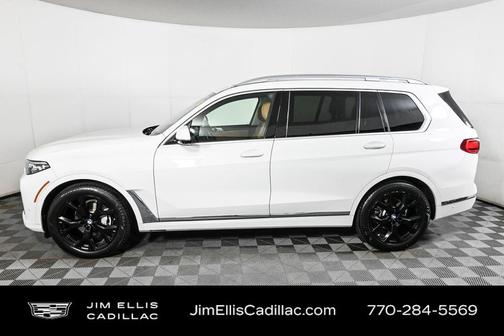 2022 BMW X7 xDrive40i