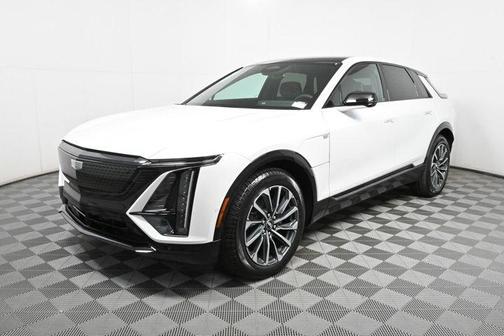 2025 Cadillac LYRIQ Sport