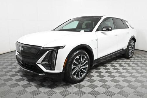2025 Cadillac LYRIQ Sport