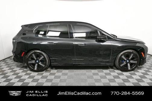 2025 BMW iX xDrive50