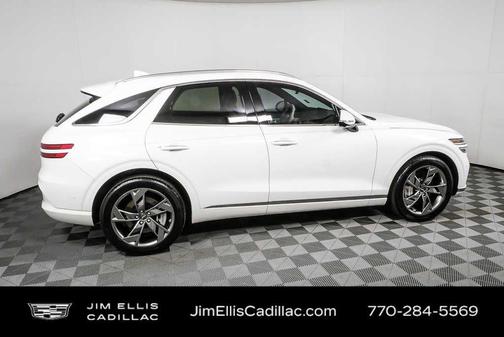 Uyuni White 2025 Genesis Electrified GV70 Advanced