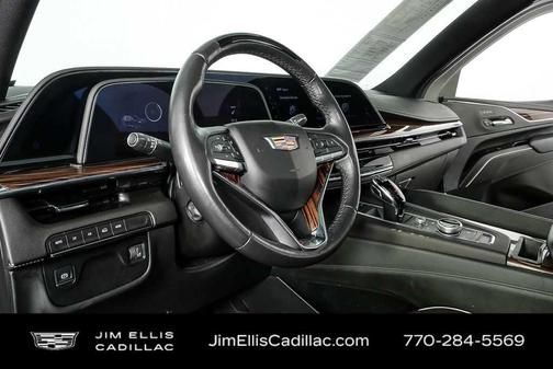 2024 Cadillac Escalade ESV Premium Luxury