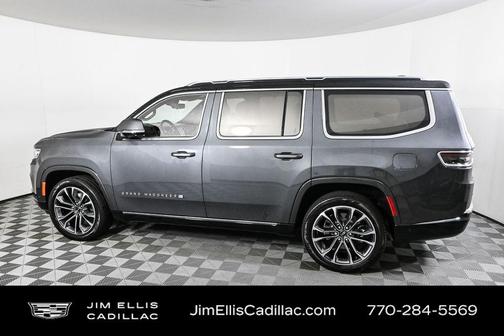 2022 Jeep Grand Wagoneer Series III