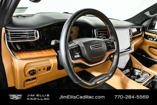 2022 Jeep Grand Wagoneer Series III