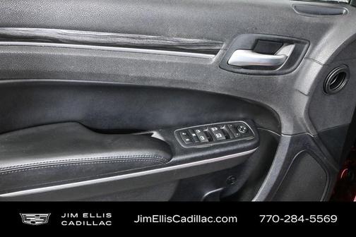2016 Chrysler 300 Limited
