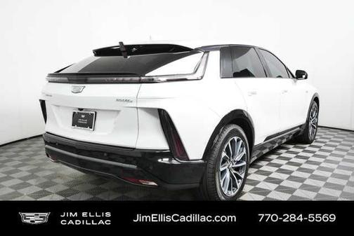 Crystal White Tri-Coat 2024 Cadillac LYRIQ Sport