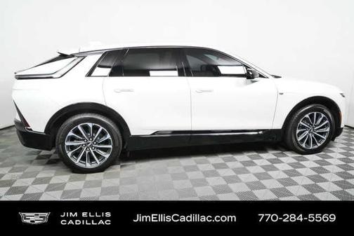 Crystal White Tri-Coat 2024 Cadillac LYRIQ Sport