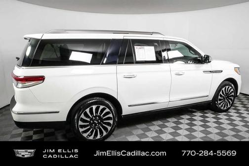2024 Lincoln Navigator L Black Label