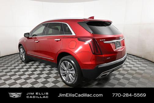 2022 Cadillac XT5 Premium Luxury